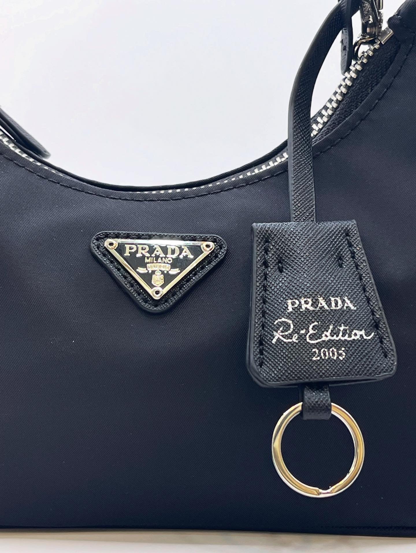 SAC PRADA RE- EDITION 2005